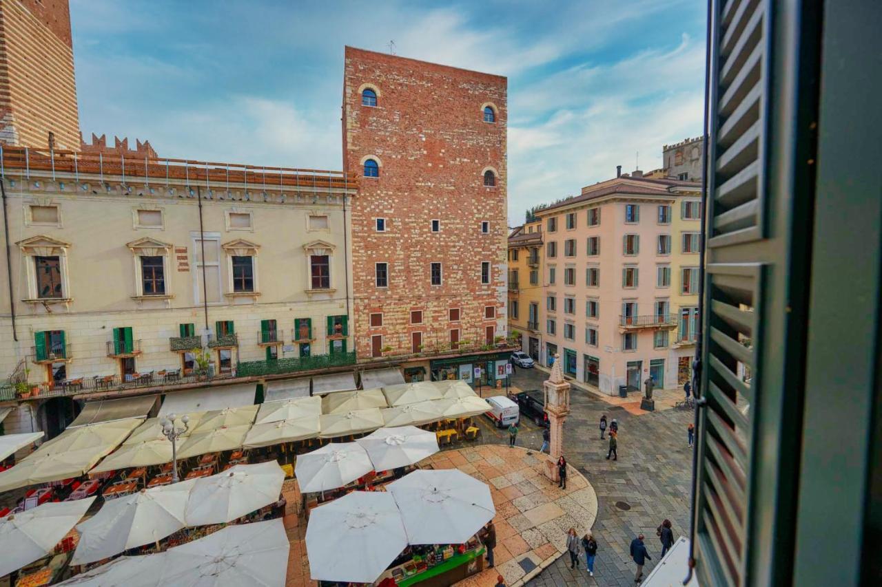 Apartmentsarena - Suite Mercatorum - Piazza Erbe Verona Exteriör bild