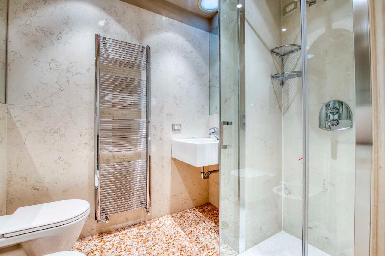 Apartmentsarena - Suite Mercatorum - Piazza Erbe Verona Exteriör bild