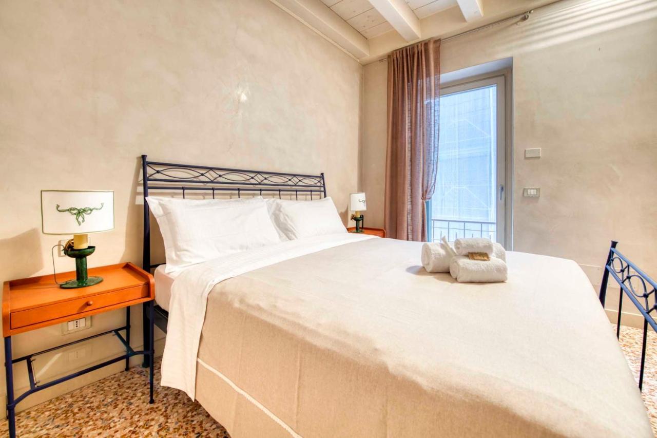 Apartmentsarena - Suite Mercatorum - Piazza Erbe Verona Exteriör bild